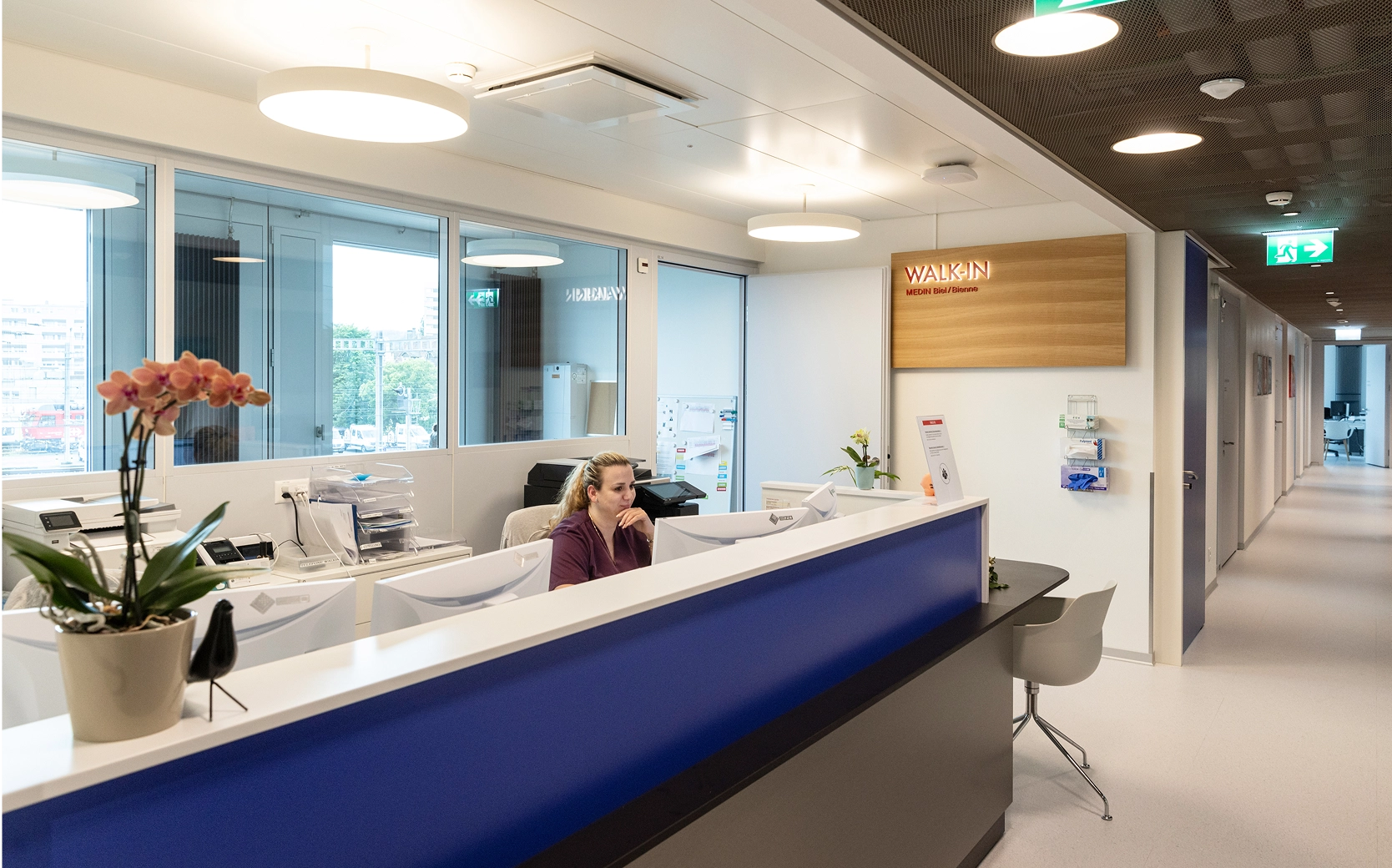 Reception of the walk-in emergency practice